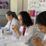 Secretaria de Educação reforça apoio a famílias atípicas e abre canal direto de atendimento