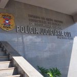 Execução brutal: vítima é morta a facadas e suspeita diz que ele “merecia morrer”
