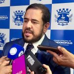 Prefeito lidera mutirão no Córrego Piscina e reforça meta de 100 mil árvores em Rondonópolis