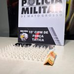 Cavalaria e Força Tática fecham bar que funcionava como ponto de tráfico e prendem 12 pessoas