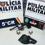 Polícia Militar prende cinco pessoas por tráfico e apreende 188 porções de drogas