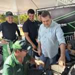 Corpo de Bombeiros combate suspeita de incêndio criminoso em residência
