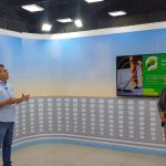Thiago Silva entrega kimonos para atletas do projeto Esporte na Comunidade