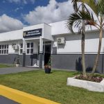 Polícia Militar apreende arma e prende três homens por tentativa de homicídio em Cáceres