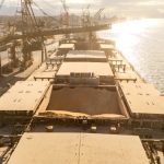 Frete marítimo atinge maior nível em quase dois anos impulsionado por alta demanda por navios capesize