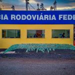 Bebê de dois meses é encontrado na rua ao lado do pai embriagado em MT