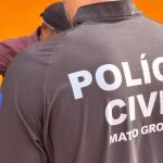 Força Tática prende homem e recupera armas e produtos roubados de chácara