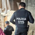 PRF recupera carro furtado durante fiscalização na BR-070