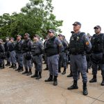 Rotam prende homem em flagrante após agredir namorada e seus pais