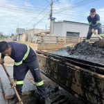 Dupla armada é presa em flagrante durante assalto a comércio no centro de Rondonópolis
