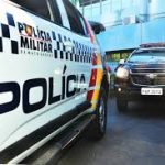 Motorista perde o controle e bate em guard rail no viaduto da Médici em Rondonópolis