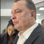 Recém saída da cadeia, mulher é baleada quatro vezes dentro de casa durante invasão de criminosos armados em MT