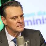 Mulher denuncia ameaças, mas desiste de registrar ocorrência após atendimento da PM