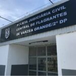 Homem com tornozeleira eletrônica é detido após invadir casa e cometer ato obsceno em frente a crianças