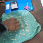 Dupla tenta fugir da PM, mas acaba presa com drogas e munição no Altamirando, em Rondonópolis