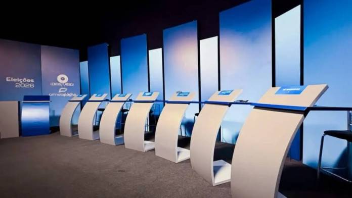 Debate entre candidatos ao Senado por Mato Grosso no auditório da TV Centro América