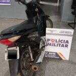 Homem é atacado com barra de ferro enquanto dormia após discussão