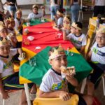 Cabos são retirados e comerciantes do centro de Rondonópolis estão há quatro dias sem Internet