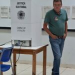 Kalynka Meirelles vota no Colégio Dom Pedro II, em Rondonópolis