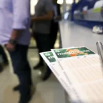 Mega-Sena sorteia prêmio acumulado em R$ 230 milhões neste sábado